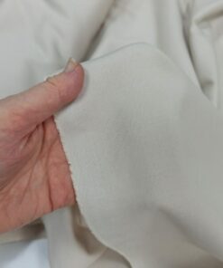 Купить итальянскую костюмную ткань в розницу недорого онлайн с доставкой или в Москве