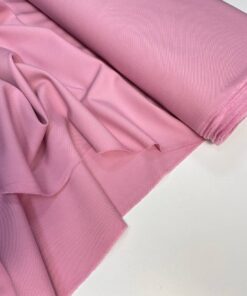 Костюмно-плательная шерсть розового цвета