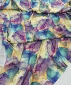 Вискоза с абстрактный фиолетово-синим принтом популярные ткани 2024 года из пинтерест