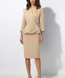 Костюмная шерсть теплого бежевого цвета купить в интернет-магазине в Москве