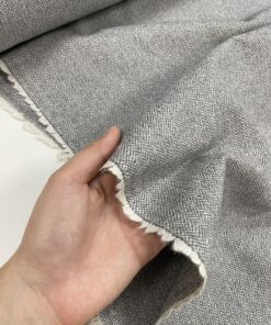 Серая костюмная шерсть (твид в клетку) от Hugo Boss в розницу и оптом купить недорого