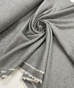 Серая костюмная шерсть (твид в клетку) от Hugo Boss купить в розницу недорого