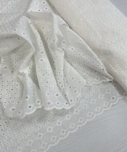 Шитьё бело-молочного цвета из Италии купить недорого в интернет-магазине в Москве в розницу по оптовой цене