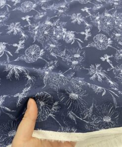 Темно-синий тонкой хлопок с принтом цветов купить в интернет-магазине в Москве