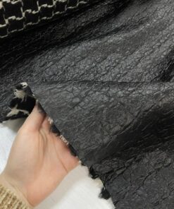 Двухсторонняя черная шерсть с полиэстером от Balenciaga купить в розницу недорого