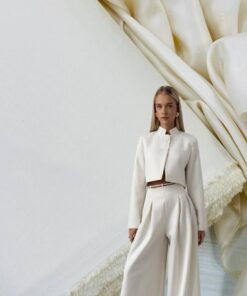 Молочная костюмная поливискоза от Max Mara купить недорого в интернет-магазине в Москве в розницу по оптовой цене