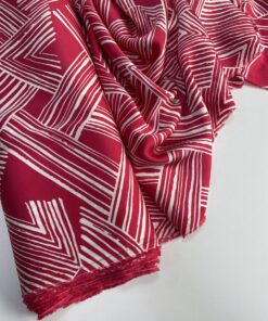 Шелковистая вискоза c красно-розовым принтом интернет магазин с доставкой по всей РФ