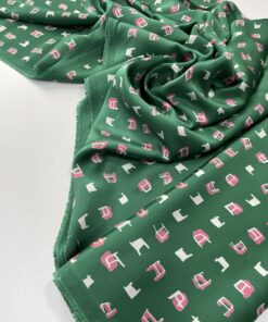 Зеленая шелковистая вискоза с принтом из Италии трендовые ткани купить онлайн с доставкой