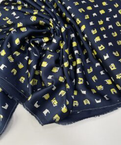 Темно-синяя шелковистая вискоза с принтом из Италии купить в Москве со склада недорогие ткани с доставкой