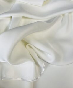 Кади молочного цвета из Италии трендовые ткани купить онлайн с доставкой