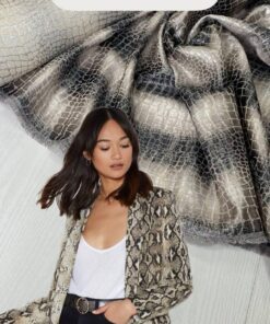 Жаккард Roberto Cavalli со змеиным принтом купить недорого в интернет-магазине в Москве в розницу по оптовой цене