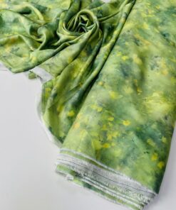 Принтованная желто-зеленая шелковистая вискоза в розницу и оптом купить недорого