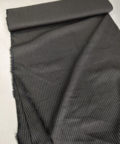 Лен с эластаном чёрный в бежевую полоску популярные ткани 2025 года из пинтерест