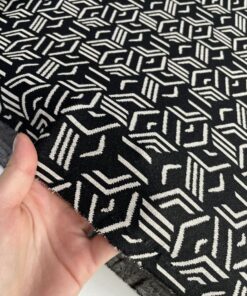 Принтованный черно-белый из Италии купить в розницу недорого