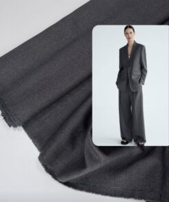 Двухсторонняя шерсть Hugo Boss серого цвета купить в розницу недорого