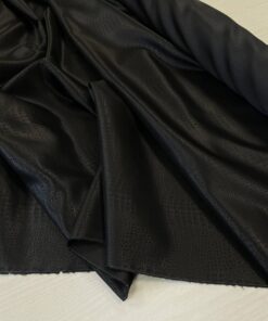 Черная подкладочная вискоза под кожу крокодила