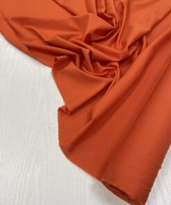 Яркая красивая шерсть цвета мандарина от Escada