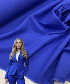 Костюмная ярко-синяя поливискоза от Hugo Boss купить недорого в интернет-магазине в Москве в розницу по оптовой цене