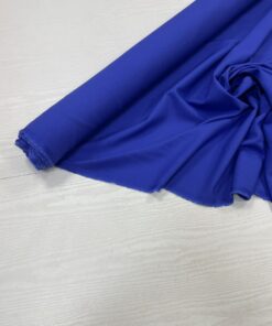 Костюмная ярко-синяя поливискоза от Hugo Boss купить в Москве со склада недорогие ткани с доставкой