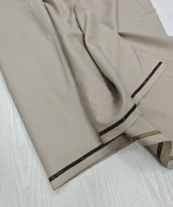 Небольшой бежевый отрез костюмной шерсти Thom Browne купить в розницу недорого