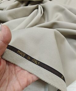 Небольшой бежевый отрез костюмной шерсти Thom Browne купить в интернет-магазине в Москве