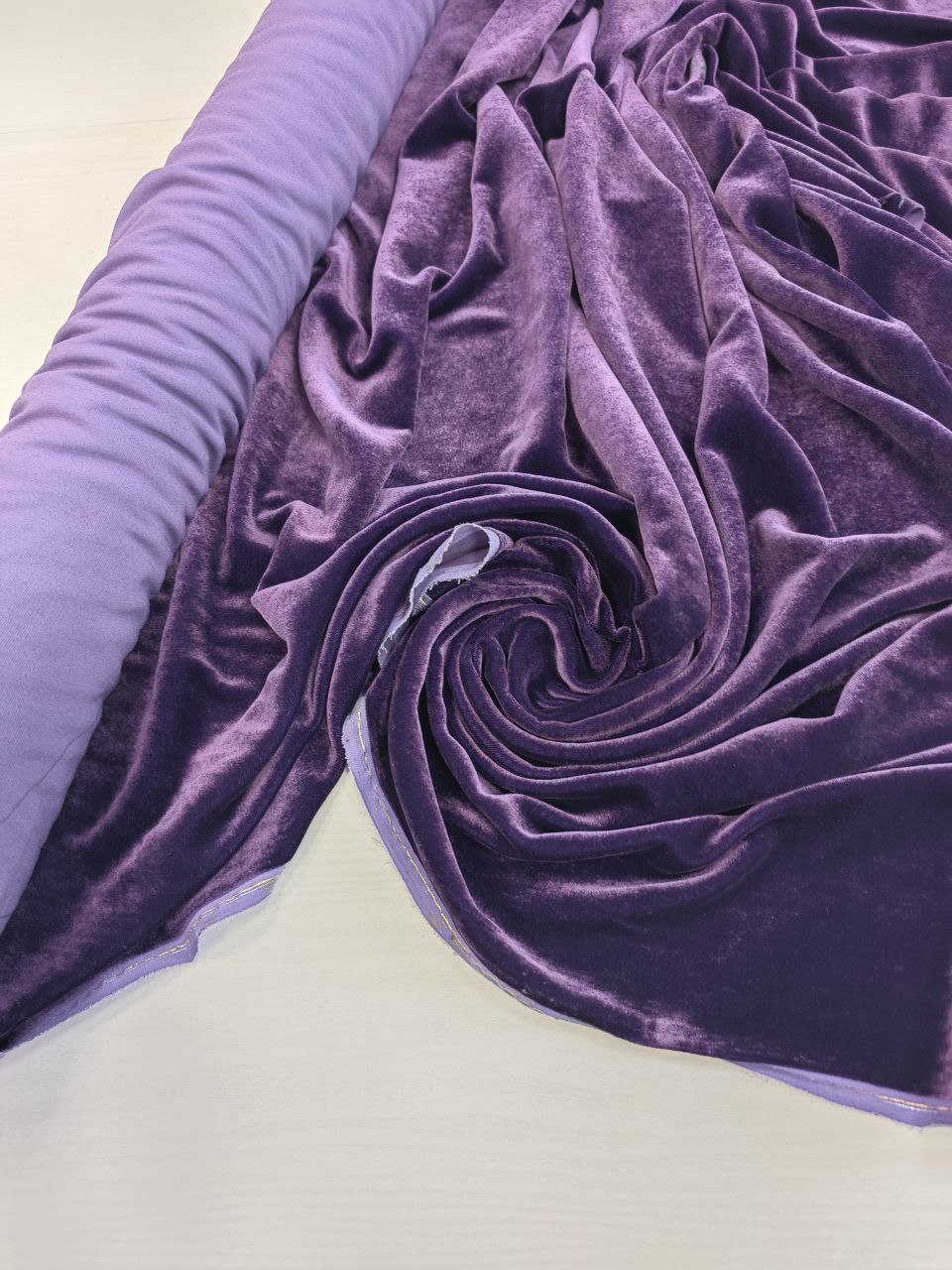 2026-03-20 15.35.29 Фиолетовый вискозный мягкий бархат/велюр в розницу и оптом купить недорого