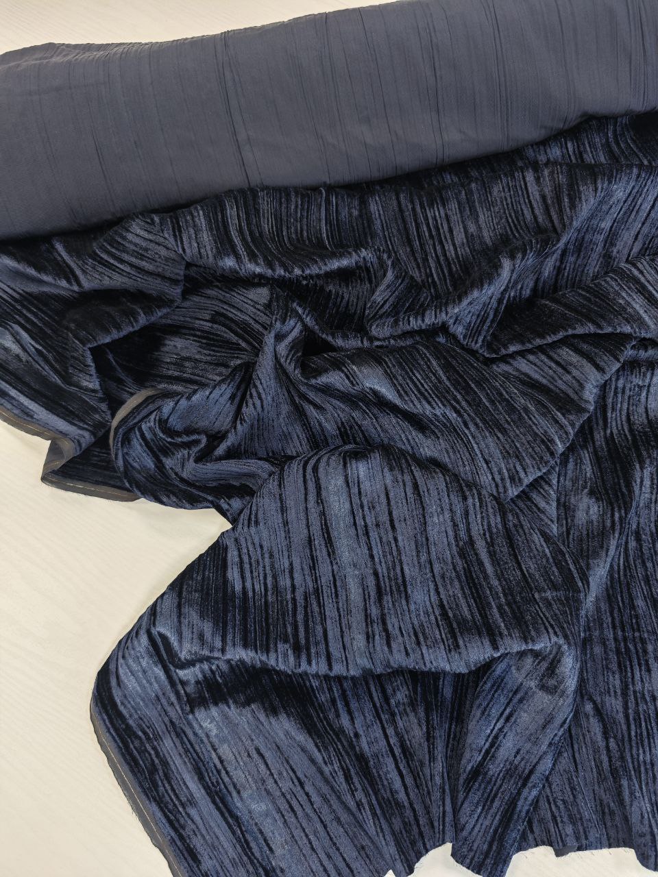 2026-03-20 15.36.34 Итальянский темно-синий бархат крэш популярные ткани 2026 года из пинтерест