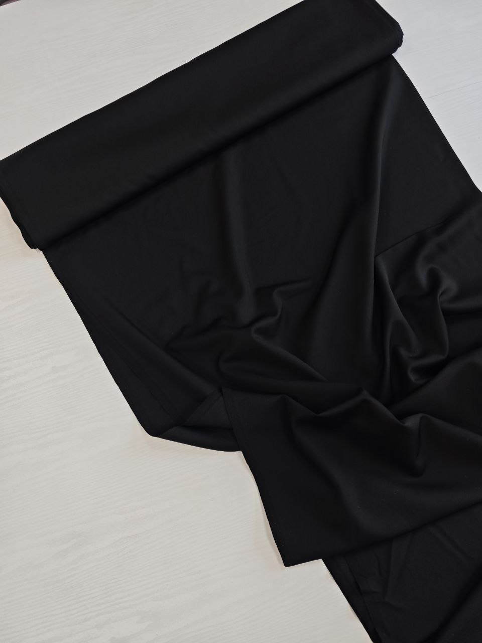 2026-03-20 15.49.49 Черная Итальянская костюмная 100% шерсть популярные ткани 2026 года из пинтерест