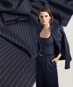 Костюмная темно-синяя шерсть в полоску от Hugo Boss купить в Москве со склада недорогие ткани с доставкой