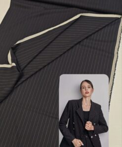 Костюмная черная шерсть в полоску от Hugo Boss купить недорого в интернет-магазине в Москве в розницу по оптовой цене