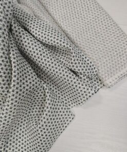 Итальянский белый лен с мелким принтом