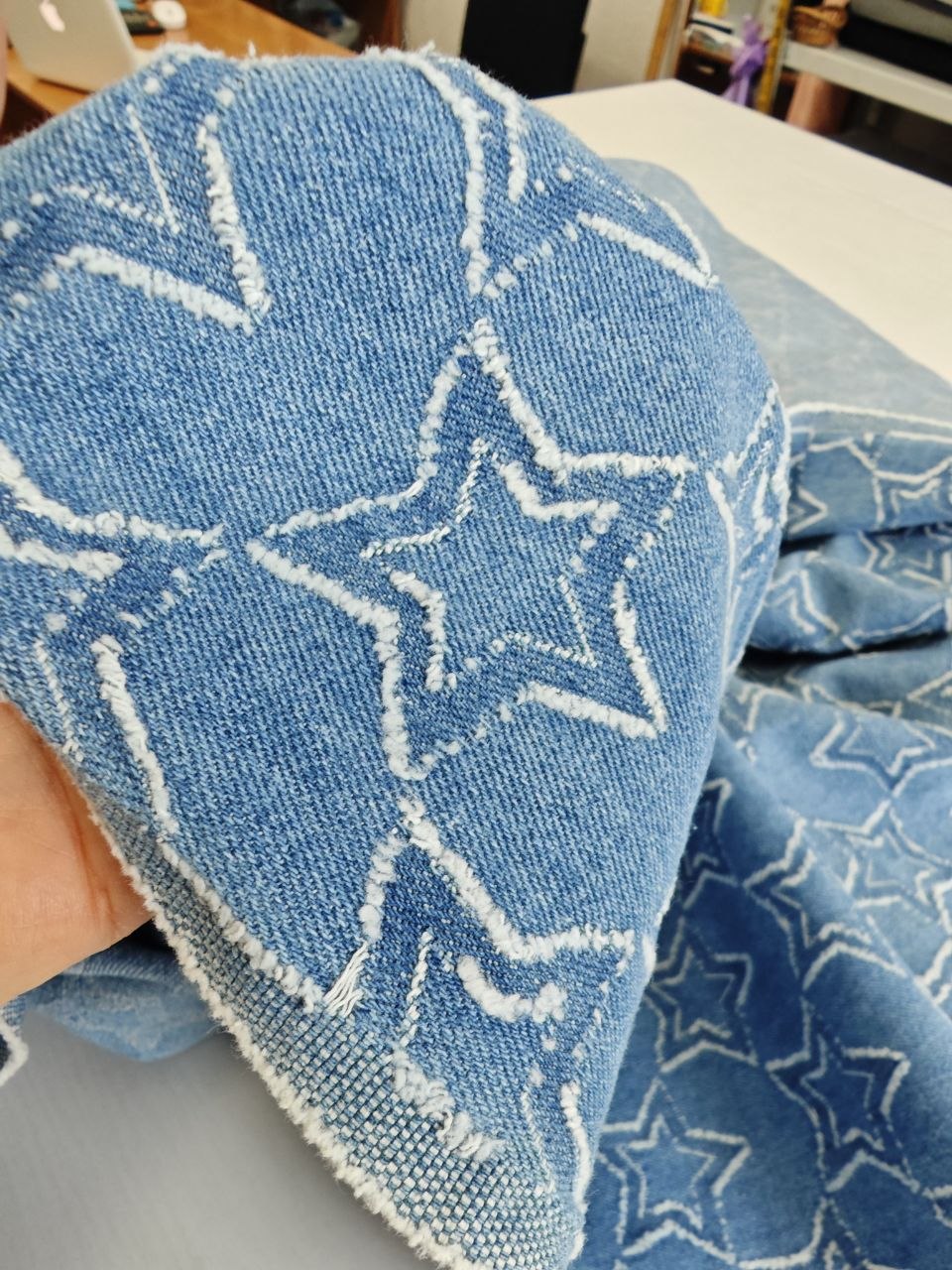 2026-03-22 18.32.23 Мягкая джинса премиум класса с принтом звезды популярные ткани 2026 года из пинтерест