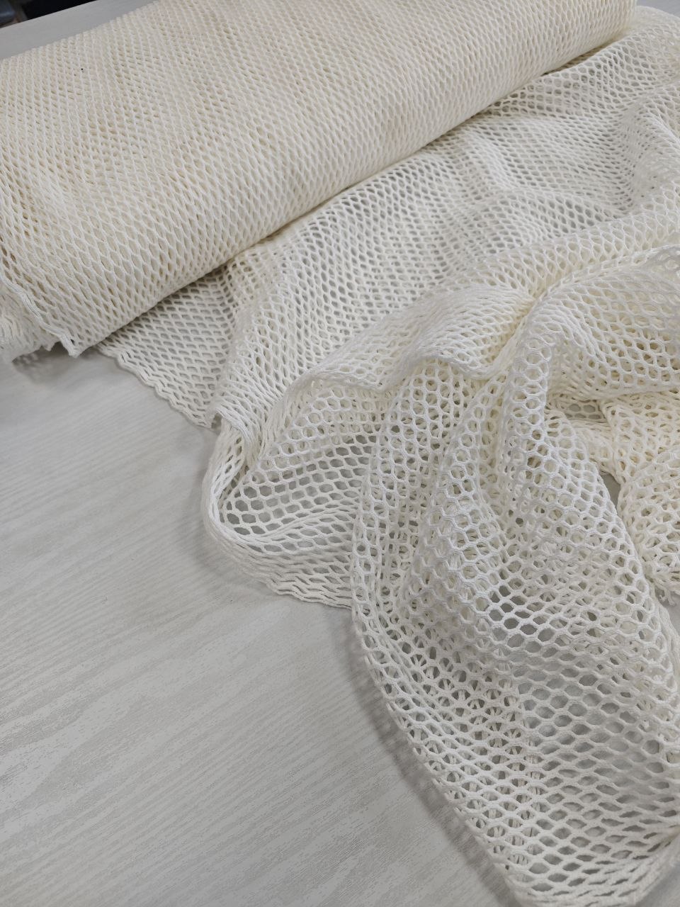 2026-03-22 18.32.29 Бело-молочная хлопковая сетка для кофты