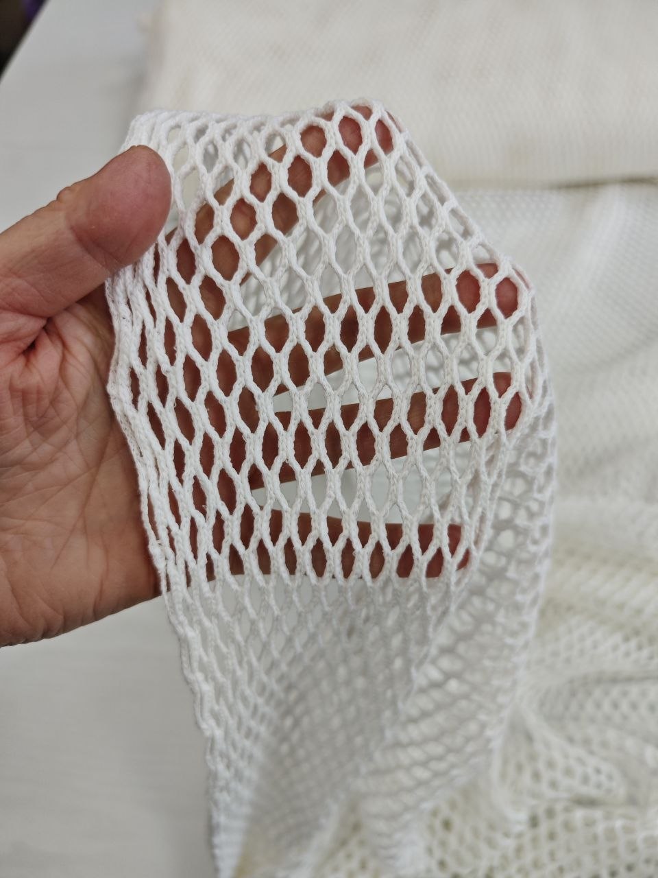 2026-03-22 18.32.32 Бело-молочная хлопковая сетка для кофты