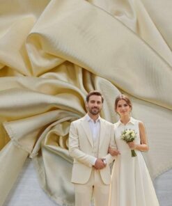 Шёлк смесовый, красивого цвета