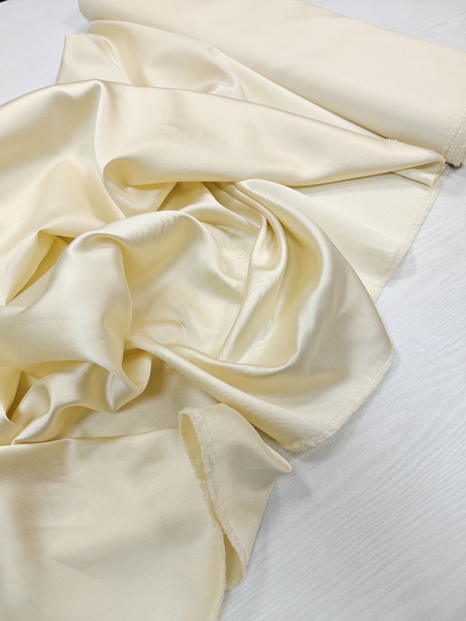 2026-04-14 19.55.15 Шёлк смесовый, красивого цвета " сливочное масло"