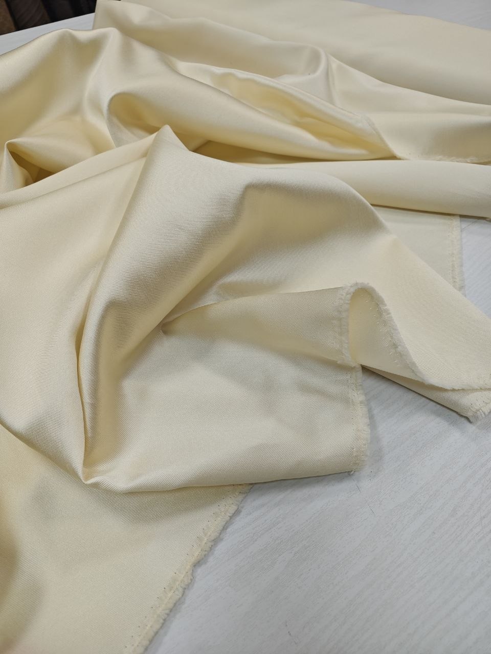 2026-04-14 19.55.19 Шёлк смесовый, красивого цвета " сливочное масло"