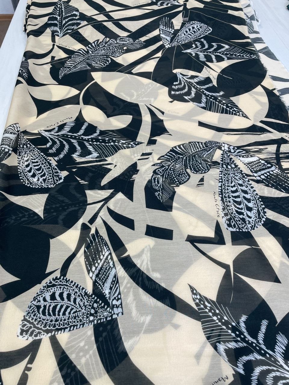 2026-04-14 20.01.40 Подписной смесовый шёлк с вискозой Manila Grase трендовые ткани купить онлайн с доставкой