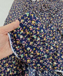 Темно синяя штапельная вискоза с мелкими листочками купить в интернет-магазине в Москве