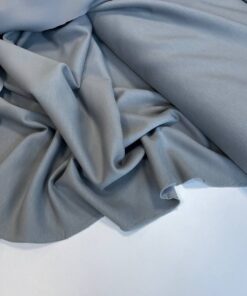 Светло-серый трикотаж джерси от Hugo Boss