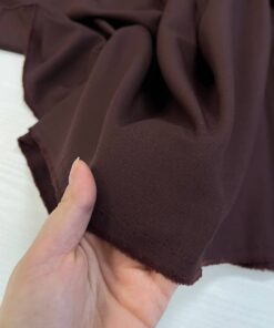 Костюмная полушерсть от Hugo Boss цвета красного дерева популярные ткани 2026 года из пинтерест