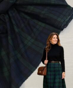 Костюмная шерсть с кашемиром Burberry. Зелено-синяя клетка трендовые ткани купить онлайн с доставкой